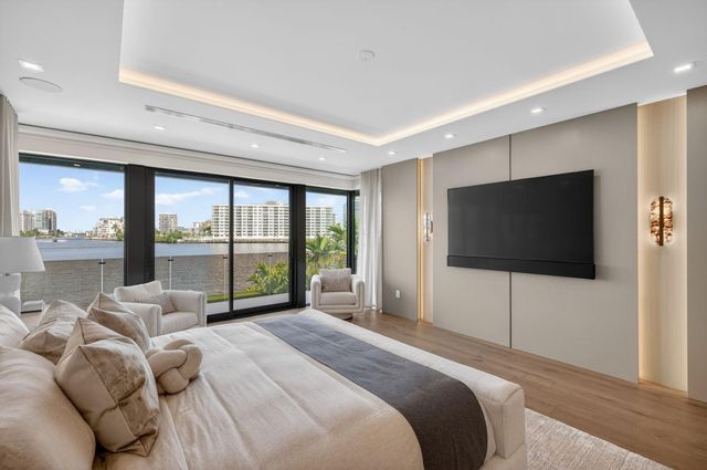 2533 Aqua Vista Blvd, Fort Lauderdale, FL 33301