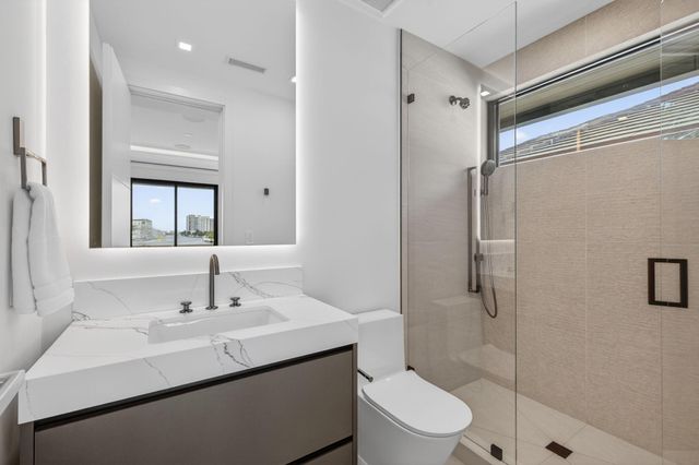 2533 Aqua Vista Boulevard, Fort Lauderdale, FL 33301