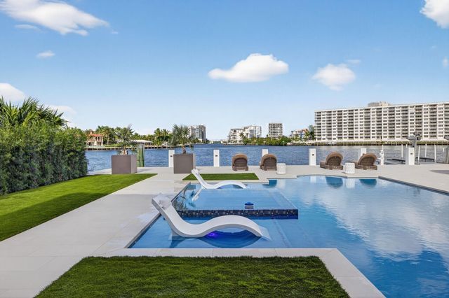 2533 Aqua Vista Boulevard, Fort Lauderdale, FL 33301