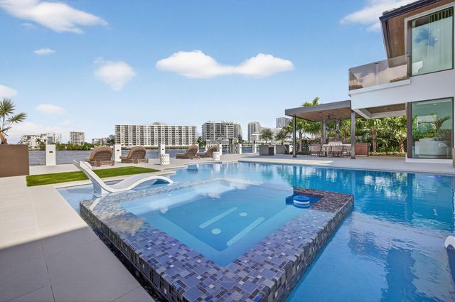 2533 Aqua Vista Boulevard, Fort Lauderdale, FL 33301