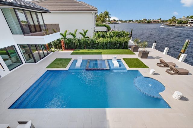 2533 Aqua Vista Boulevard, Fort Lauderdale, FL 33301