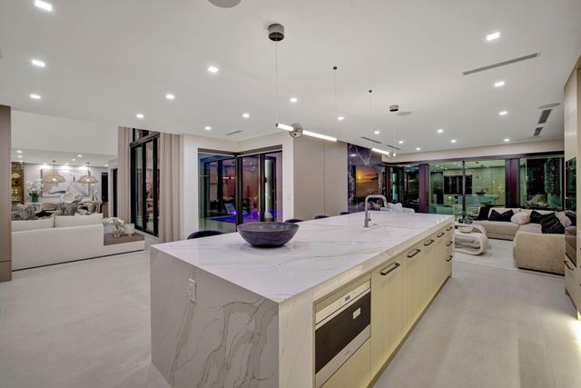 2533 Aqua Vista Boulevard, Fort Lauderdale, FL 33301