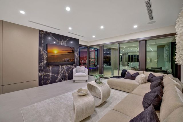 2533 Aqua Vista Boulevard, Fort Lauderdale, FL 33301