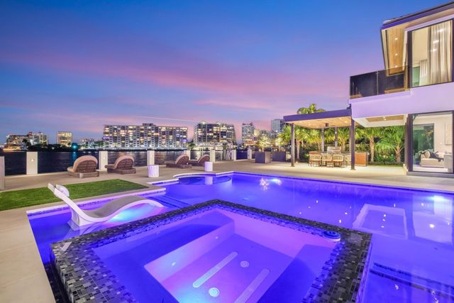 2533 Aqua Vista Boulevard, Fort Lauderdale, FL 33301