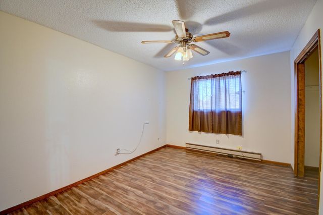 6348 Avenida La Costa NE, Albuquerque, NM 87109