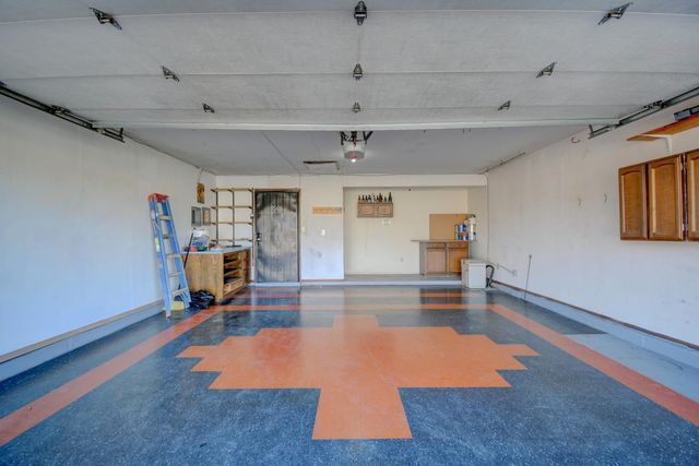 6348 Avenida La Costa NE, Albuquerque, NM 87109