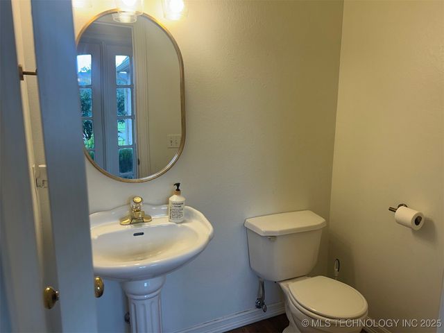 6912 E Galveston Street, Broken Arrow, OK 74014