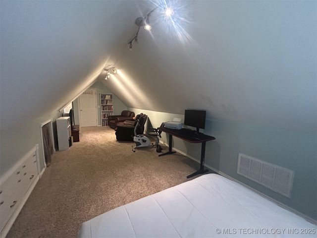 6912 E Galveston Street, Broken Arrow, OK 74014