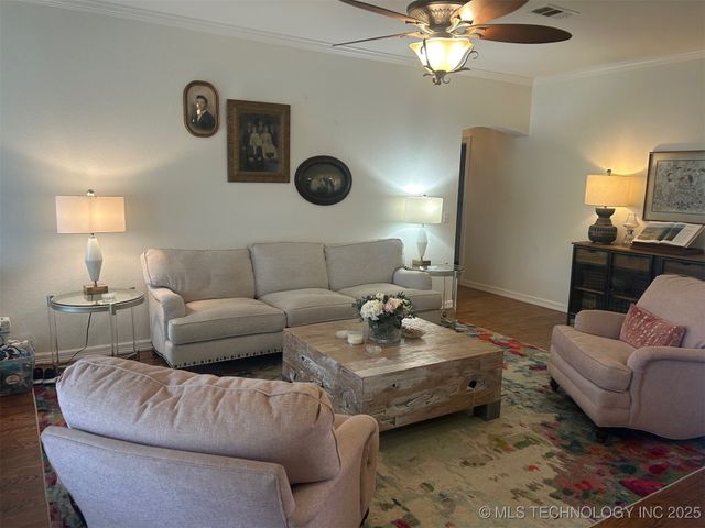 6912 E Galveston Street, Broken Arrow, OK 74014