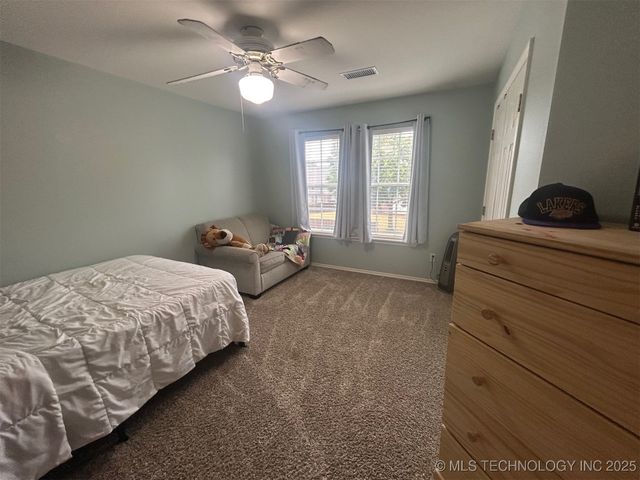 6912 E Galveston Street, Broken Arrow, OK 74014