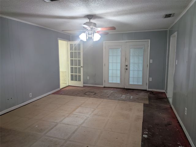 2009 County Road 4619, Athens, TX 75752