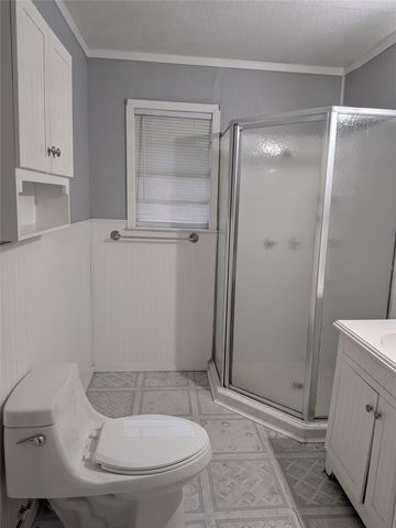 2009 County Road 4619, Athens, TX 75752