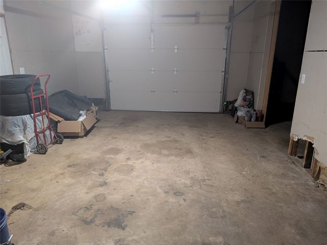 2009 County Road 4619, Athens, TX 75752