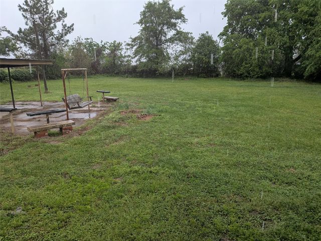 2009 County Road 4619, Athens, TX 75752