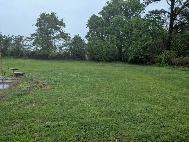 2009 County Road 4619, Athens, TX 75752