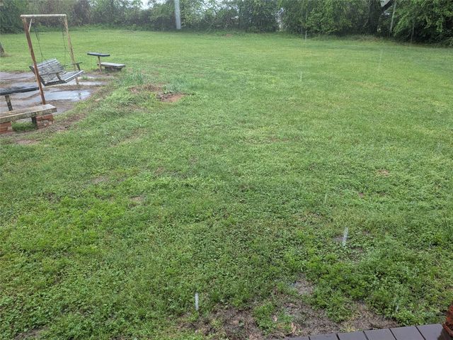 2009 County Road 4619, Athens, TX 75752
