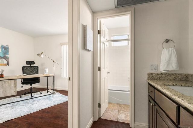 3825 Centre 24, San Diego, CA 92103