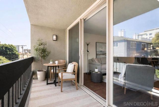 3825 Centre 24, San Diego, CA 92103