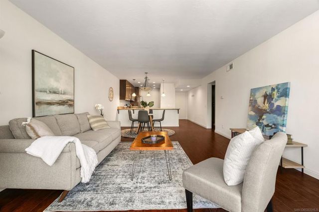 3825 Centre 24, San Diego, CA 92103