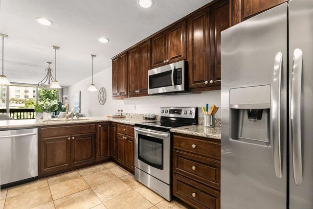 3825 Centre 24, San Diego, CA 92103