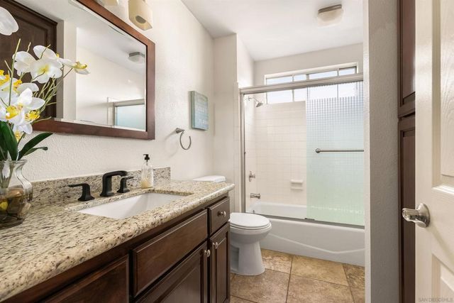 3825 Centre 24, San Diego, CA 92103