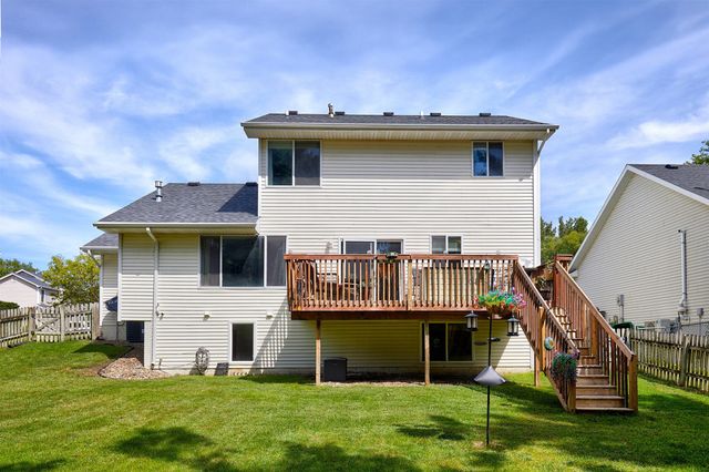 6152 Dakota Drive, West Des Moines, IA 50266