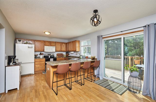 6152 Dakota Drive, West Des Moines, IA 50266