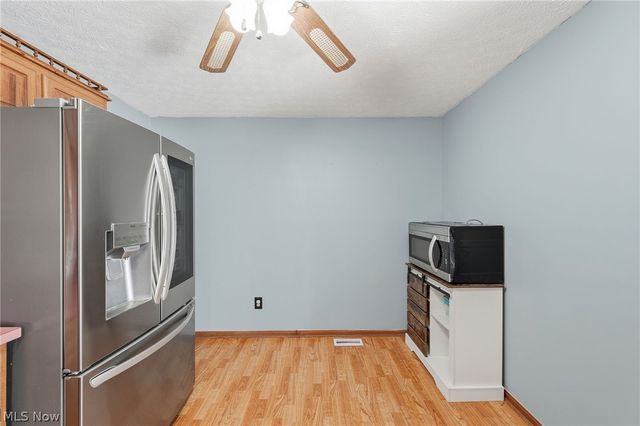 430 Hilltop Drive, Doylestown, OH 44230