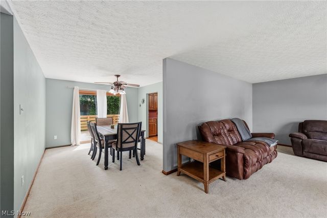 430 Hilltop Drive, Doylestown, OH 44230