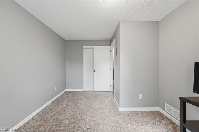 430 Hilltop Drive, Doylestown, OH 44230