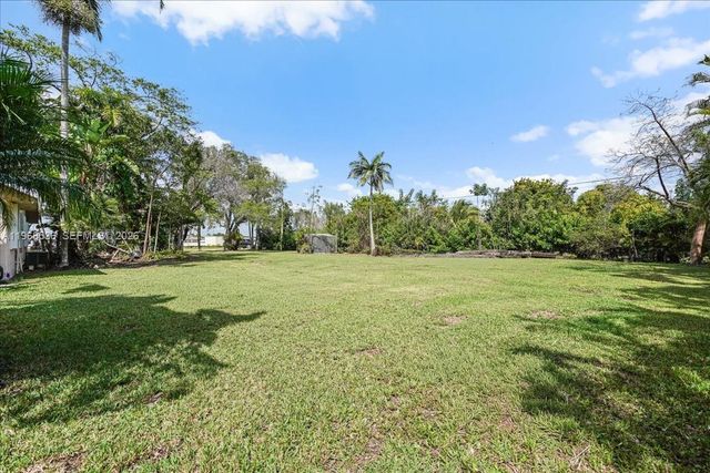 17490 SW 288th St., Homestead, FL 33030