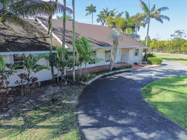 17490 SW 288th St., Homestead, FL 33030