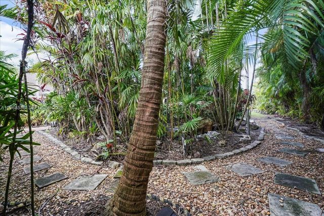 17490 SW 288th St., Homestead, FL 33030