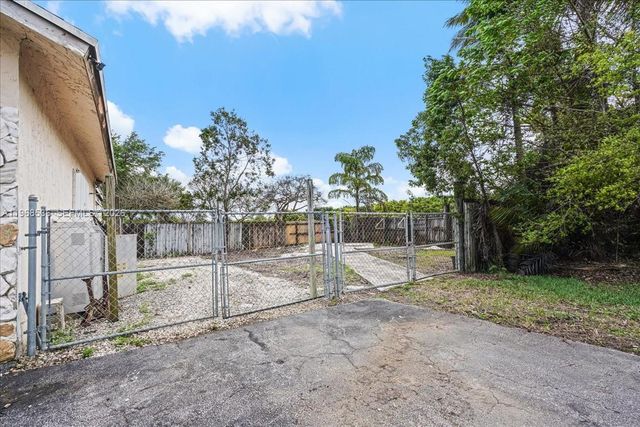 17490 SW 288th St., Homestead, FL 33030