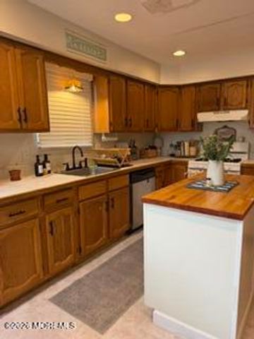 104 Church Street, Manasquan, NJ 08736
