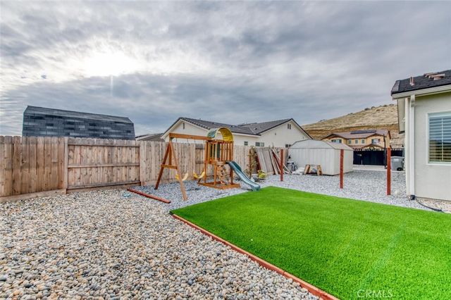 20092 Genteel Drive, Friant, CA 93626
