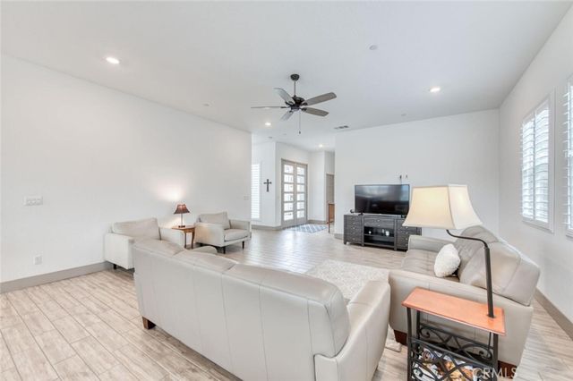 20092 Genteel Drive, Friant, CA 93626