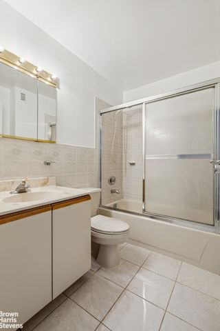 9229 Queens Blvd Apt 11H, New York City, NY 11374