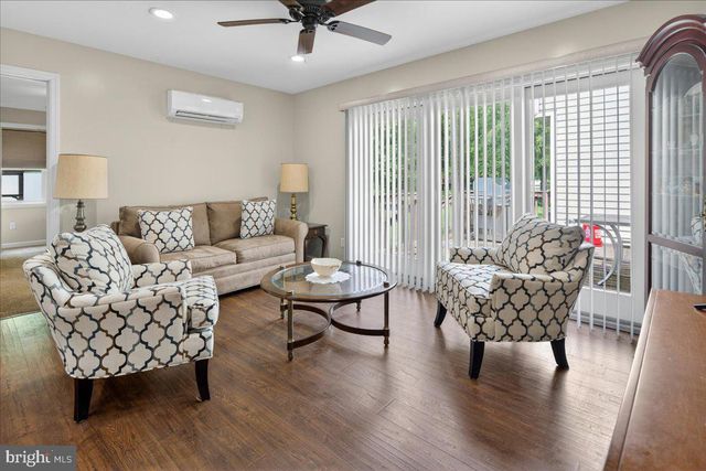 106 JOHNSTONE DR, Pennington, NJ 08534