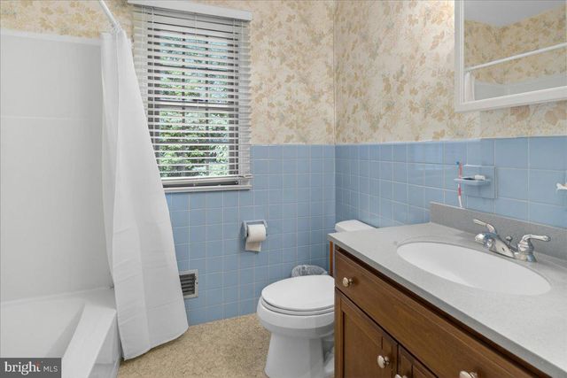 106 JOHNSTONE DR, Pennington, NJ 08534