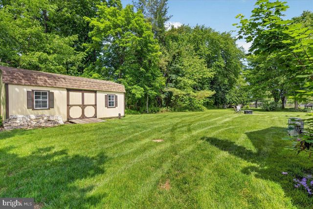 106 JOHNSTONE DR, Pennington, NJ 08534