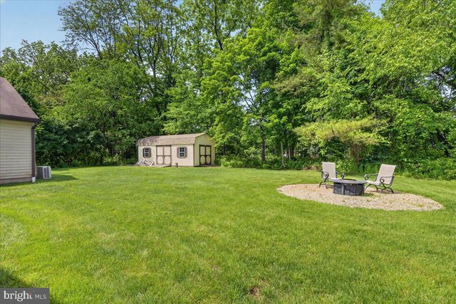 106 JOHNSTONE DR, Pennington, NJ 08534