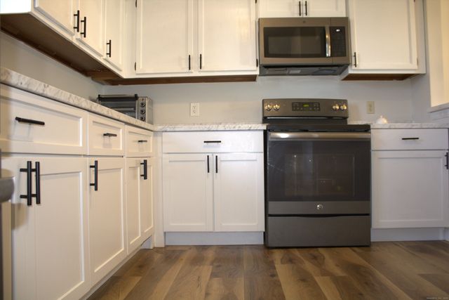 607 Spring Meadow Road 607, South Windsor, CT 06074