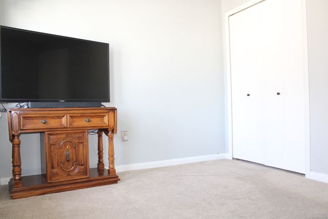 607 Spring Meadow Road 607, South Windsor, CT 06074