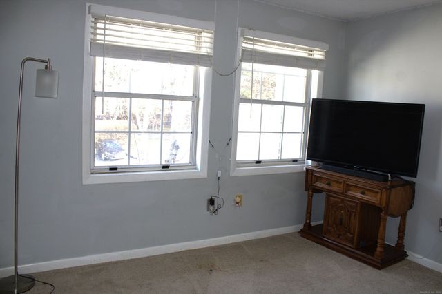 607 Spring Meadow Road 607, South Windsor, CT 06074