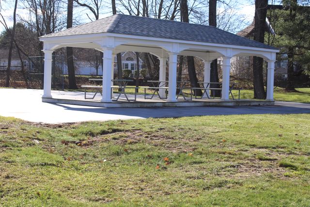 607 Spring Meadow Road 607, South Windsor, CT 06074