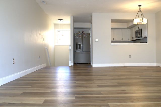 607 Spring Meadow Road 607, South Windsor, CT 06074