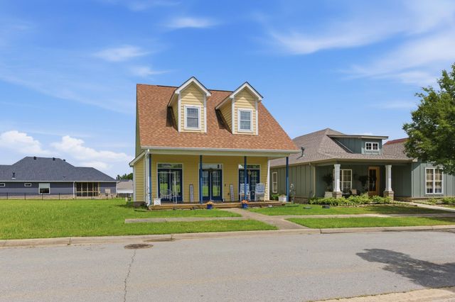 4 E Citron, Bryant, AR 72022