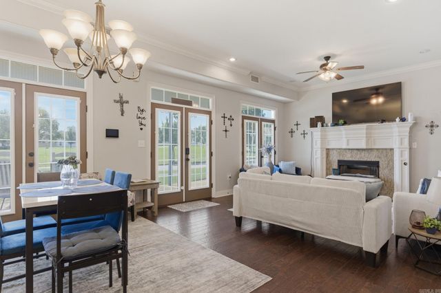 4 E Citron, Bryant, AR 72022