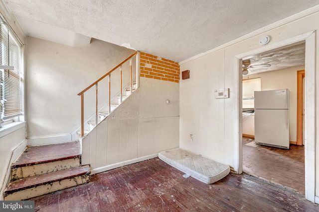 1070 NIAGARA RD, Camden, NJ 08104